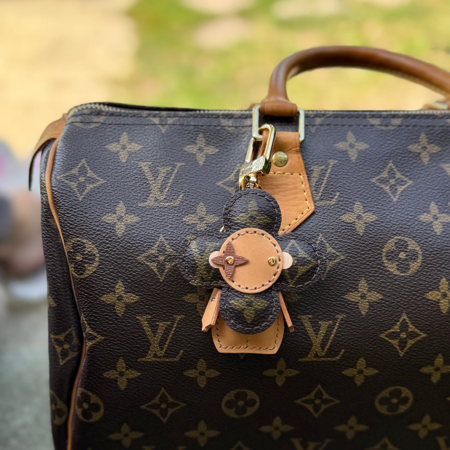 Vivi Bag Charm in Brown Monogram