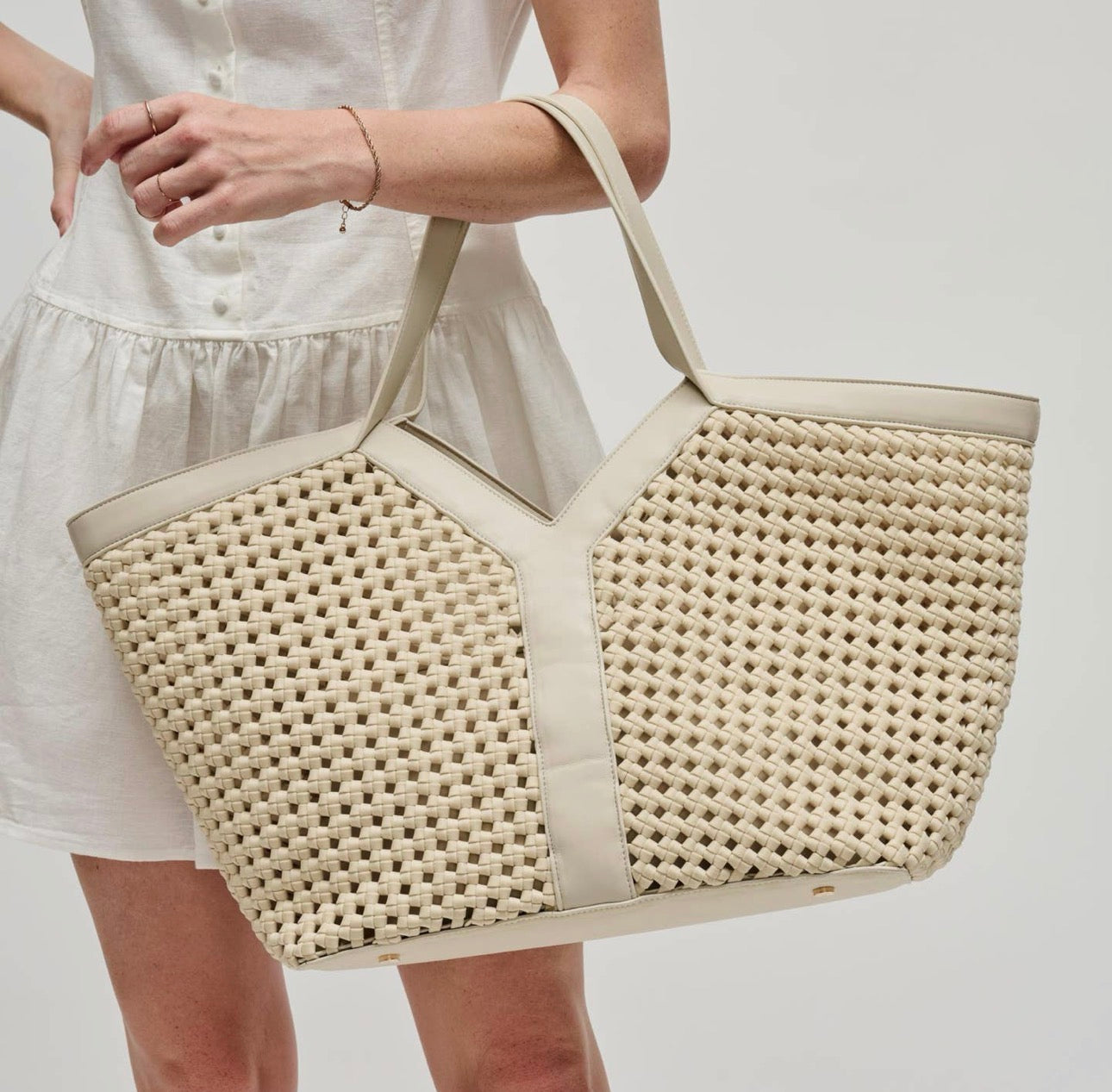 Miss St. Tropez Large Woven Calypso Tote With Pouch