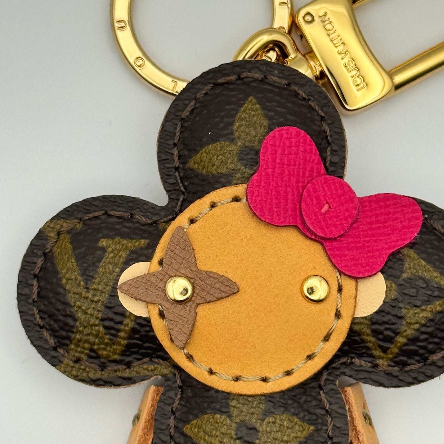 Vivi Bag Charm In Mono Lulu With Pink Bow