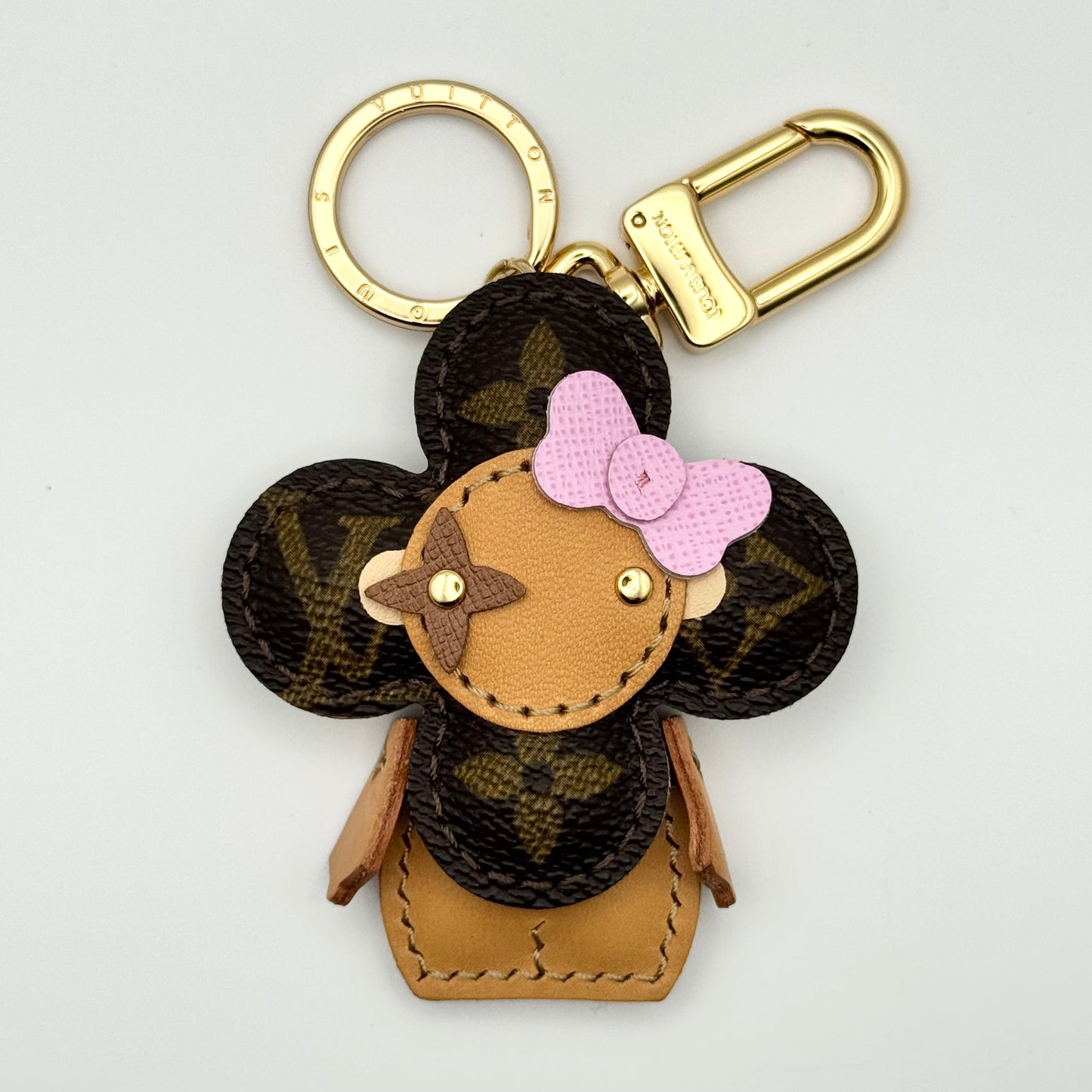 Vivi Bag Charm In Mono Lulu With Light Pink Bow