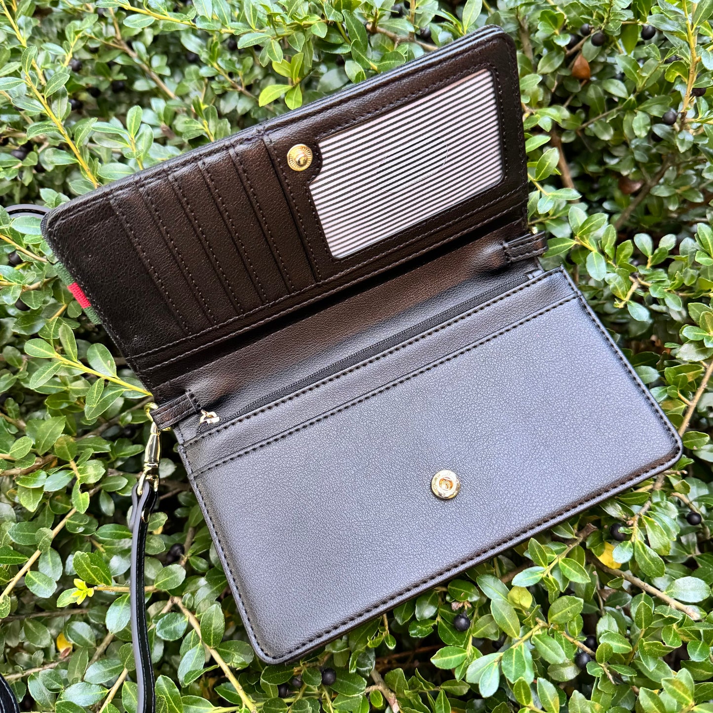 All In One Black Gigi Wallet Crossbody Bag