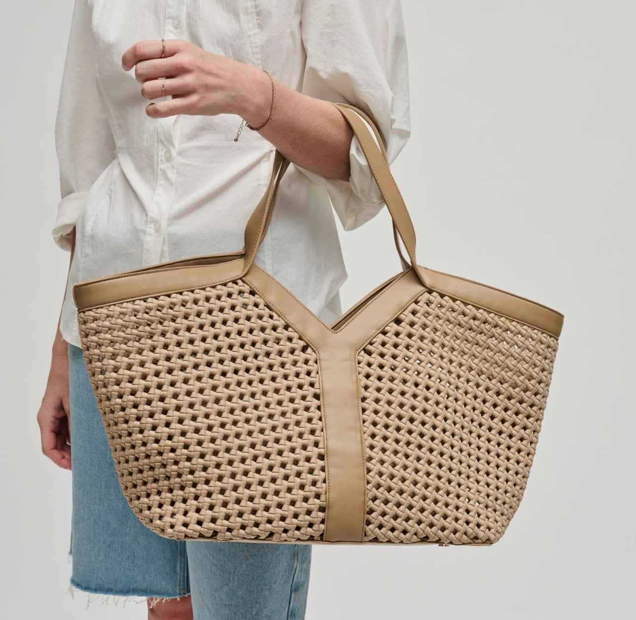 Miss St. Tropez Large Woven Calypso Tote With Pouch