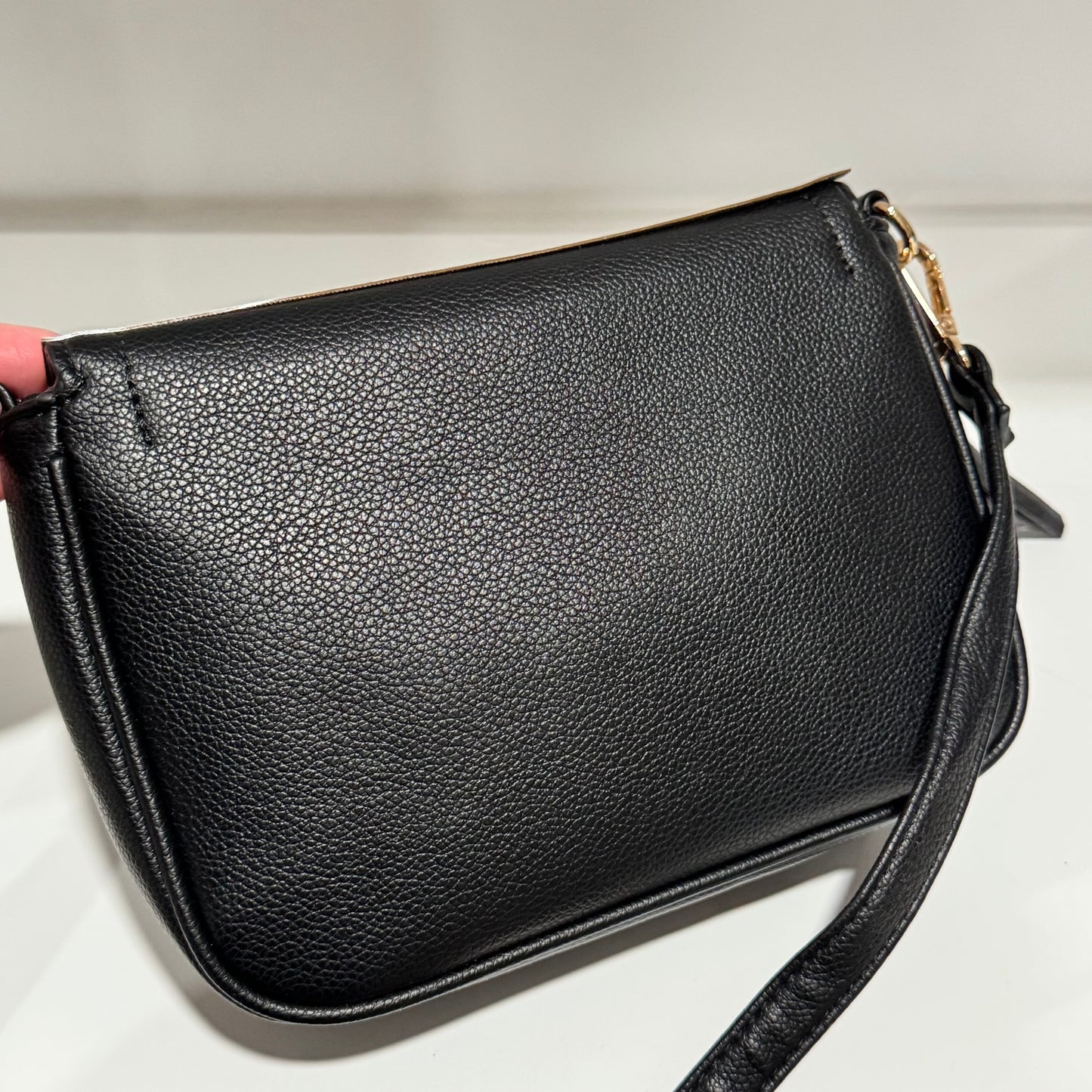 Preorder Miss Iconic - Black Gigi Flap Crossbody