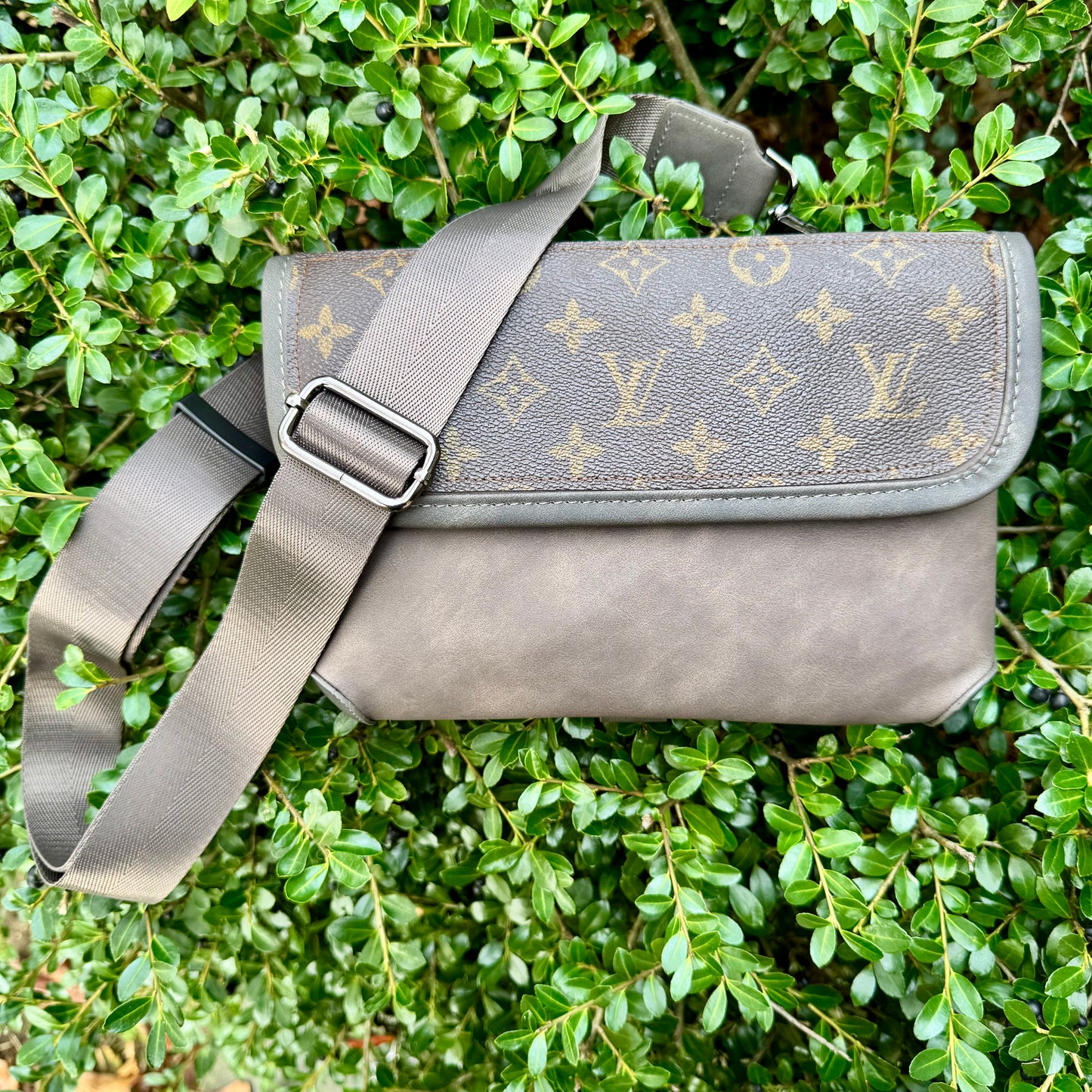 Matte Gray Lulu Everyday Crossbody Bag
