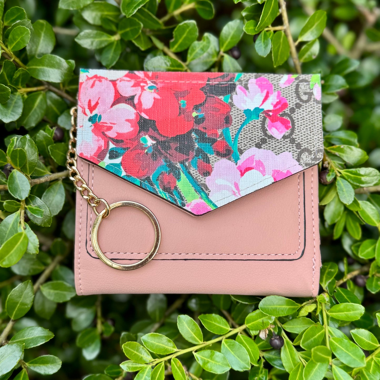 Pale Pink Compact Wallet With Floral Gigi