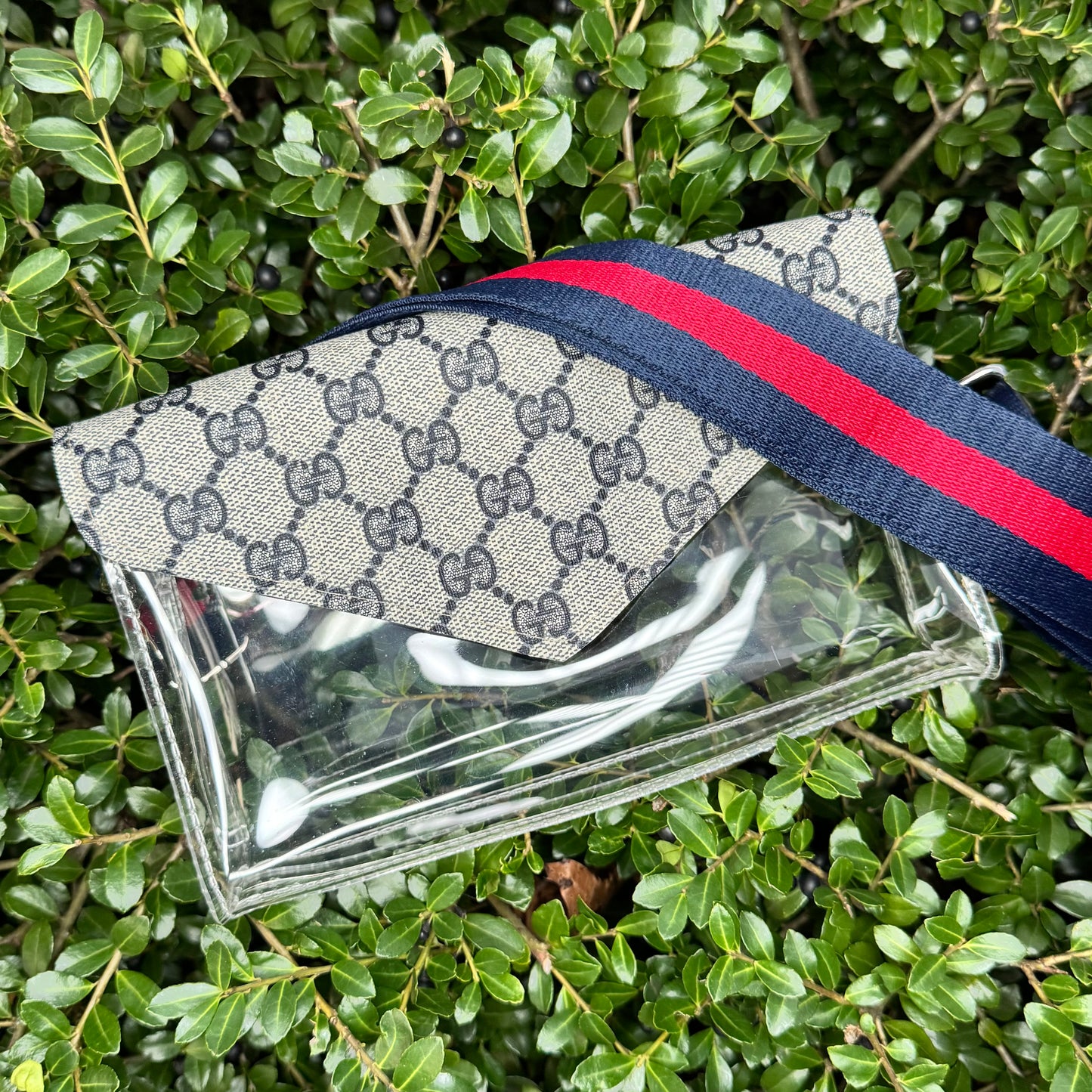 Navy Signature Gigi Clear Stadium Crossbody Bag With Stripe Strap