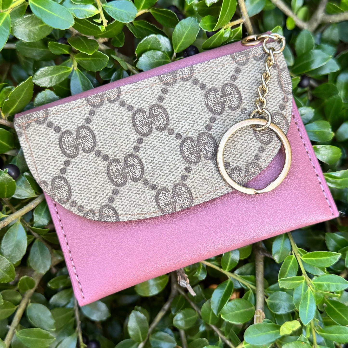 Pink Compact Cardholder With Brown Gigi